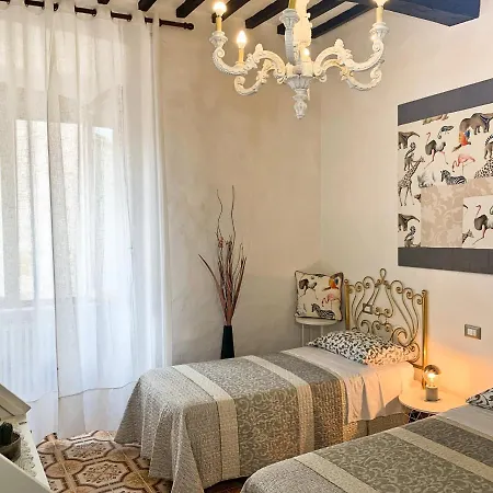 公寓 Il Borgo Antico 圣吉米纳诺